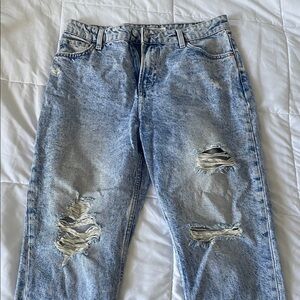 Distressed ripped straight leg jeans